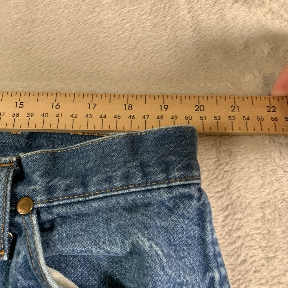 Vintage Wrangler 13MWZ Jeans Mens 42x32(40x28) Medium Wash Straight Made USA 90s